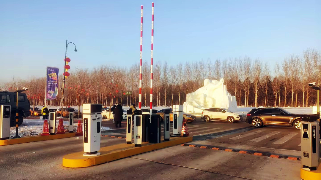 “爾濱”強勢出圈，科拓智慧停車助力多個景區(qū)迎接“八方來客”